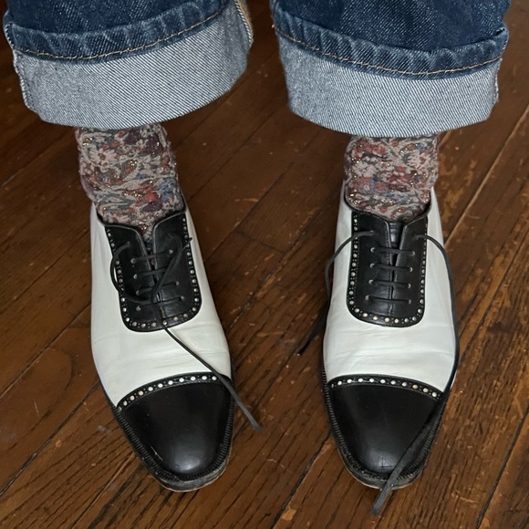 Manolo Blahnik Black and White Oxfords - Picture 2 of 6